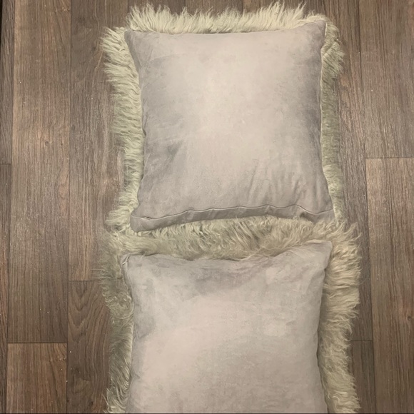 Crate & Barrel Silver 23" covers sold as a pair⭐️ - Picture 5 of 9